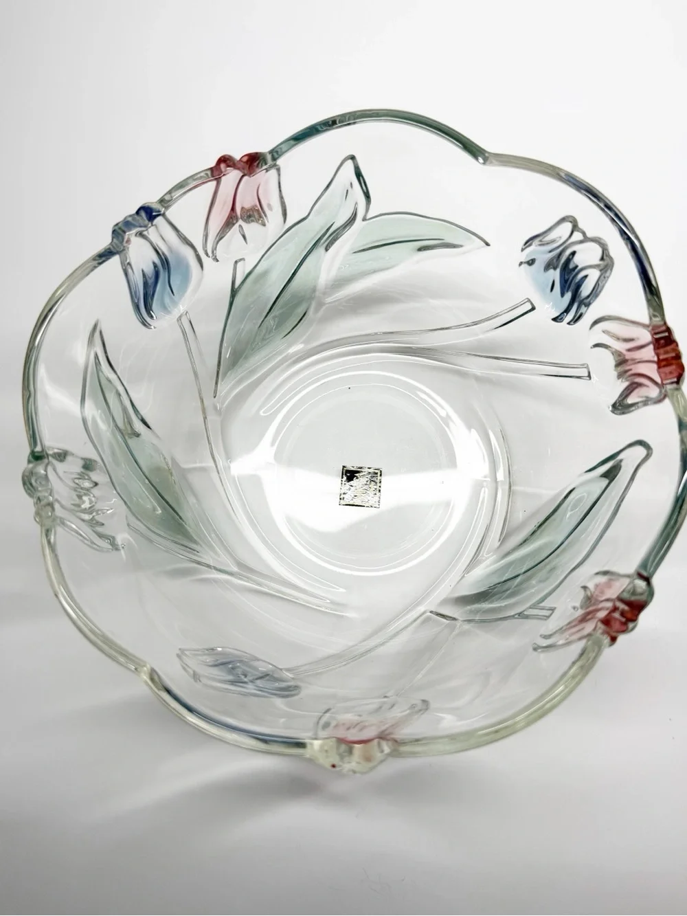 NEW Mikasa Tivoli 8” Textured Tulip Serving Bowl